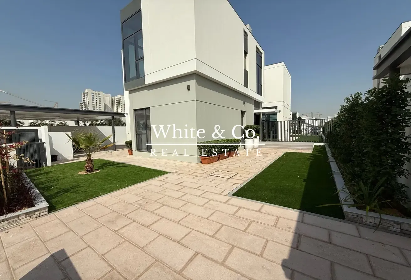 Available Now | Landscaped | Internal Unit