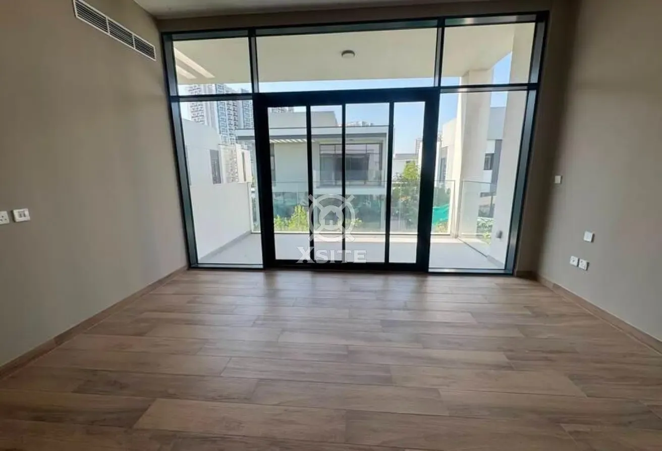 Type LA - Matured Landscaping |No Buildings Around