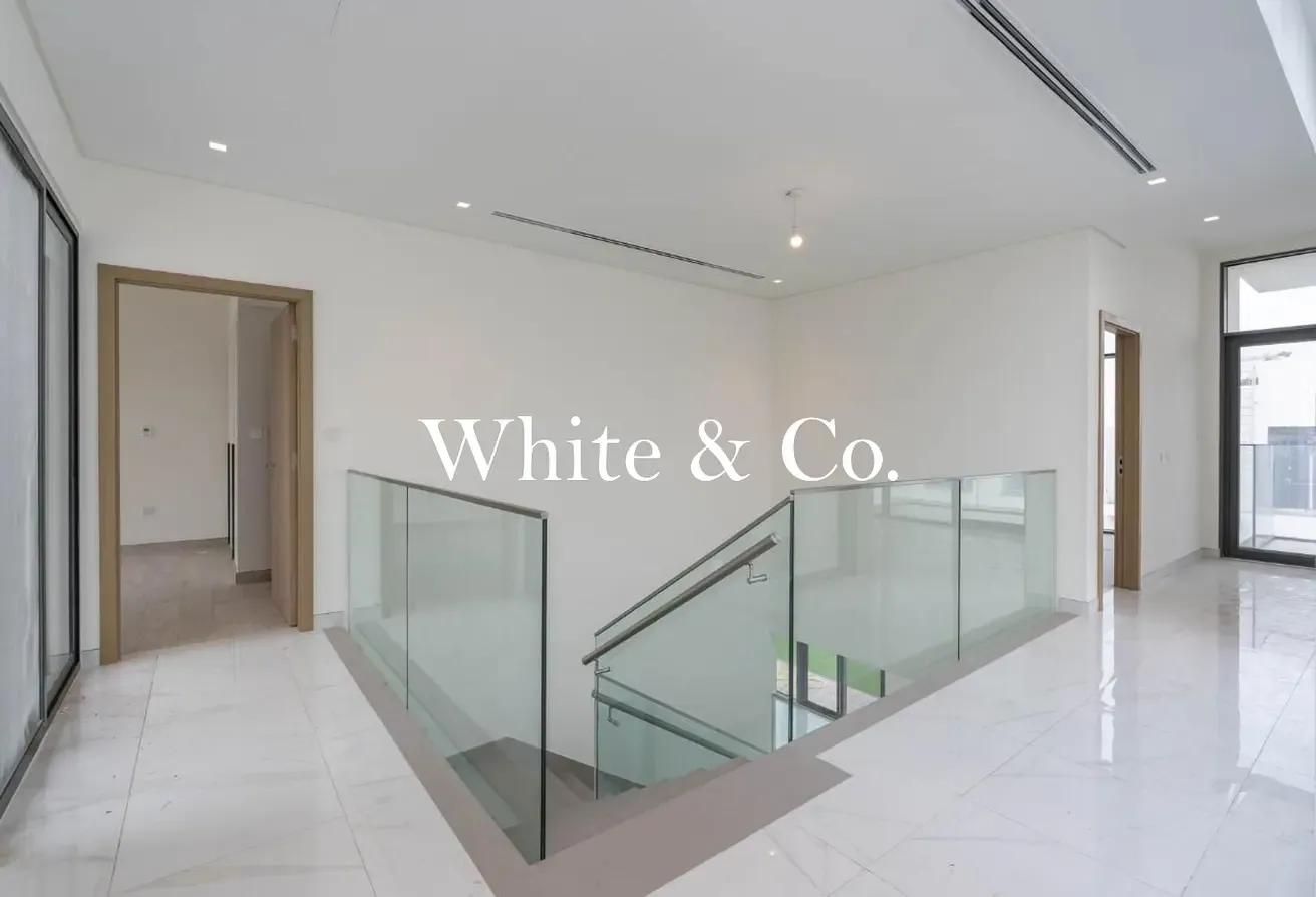 Large Plot | Drivers Room |  Private Pool