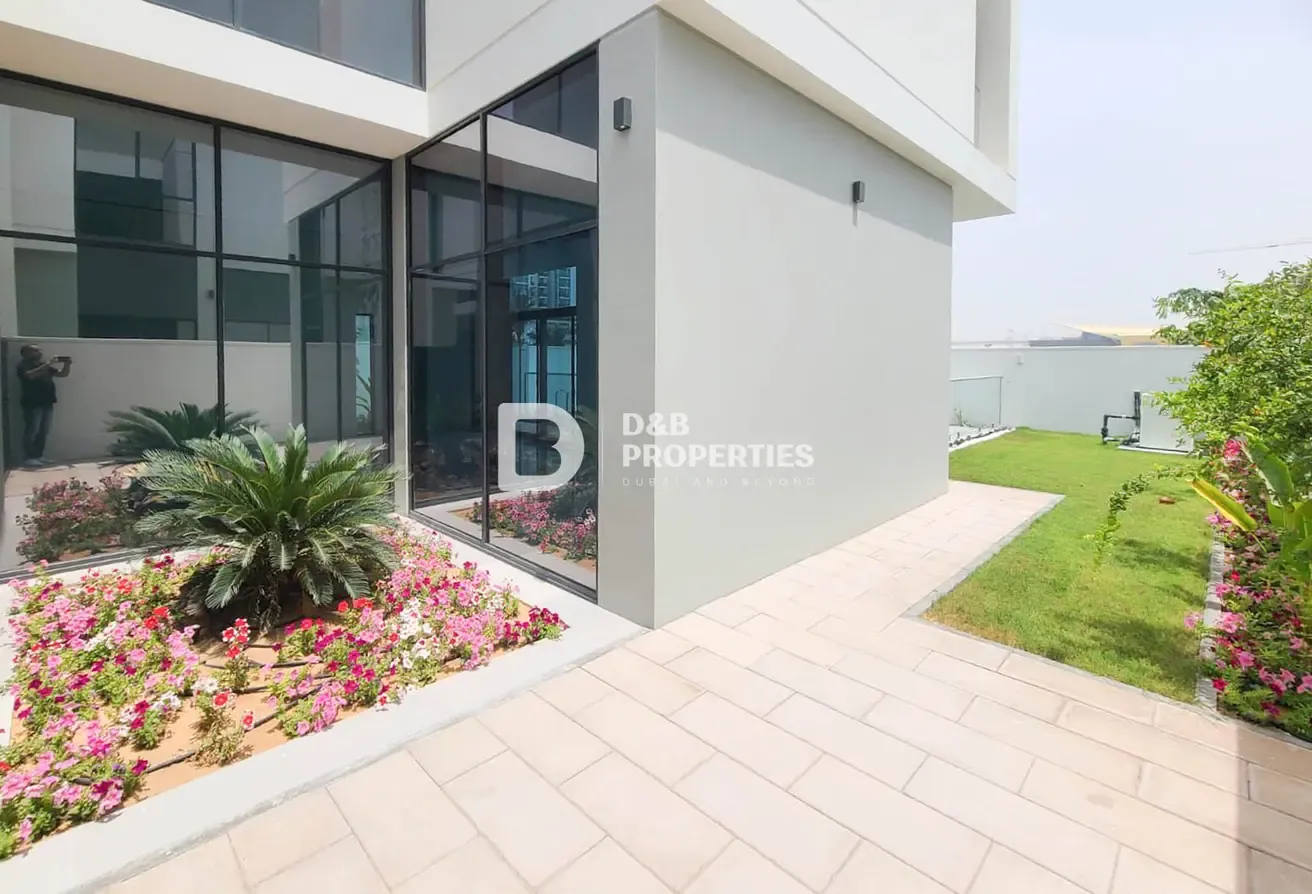 Landscaped | Private Pool | Vacant Now
