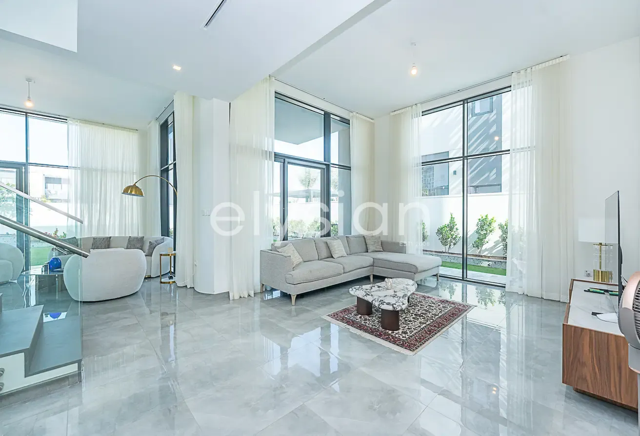 Landscaped | Single Row | Bright and Spacious