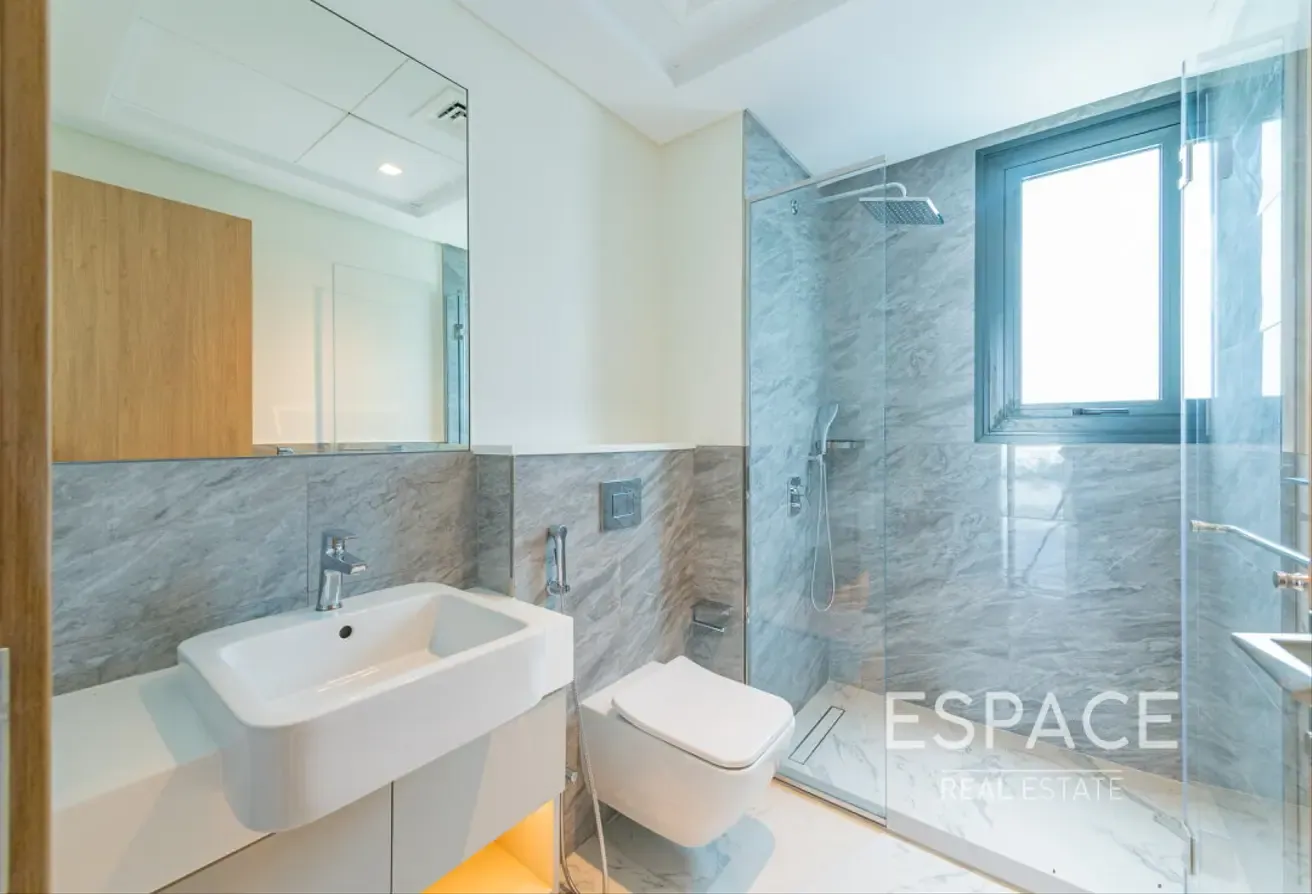 4 Bedrooms Villa | Pool | Next to Park