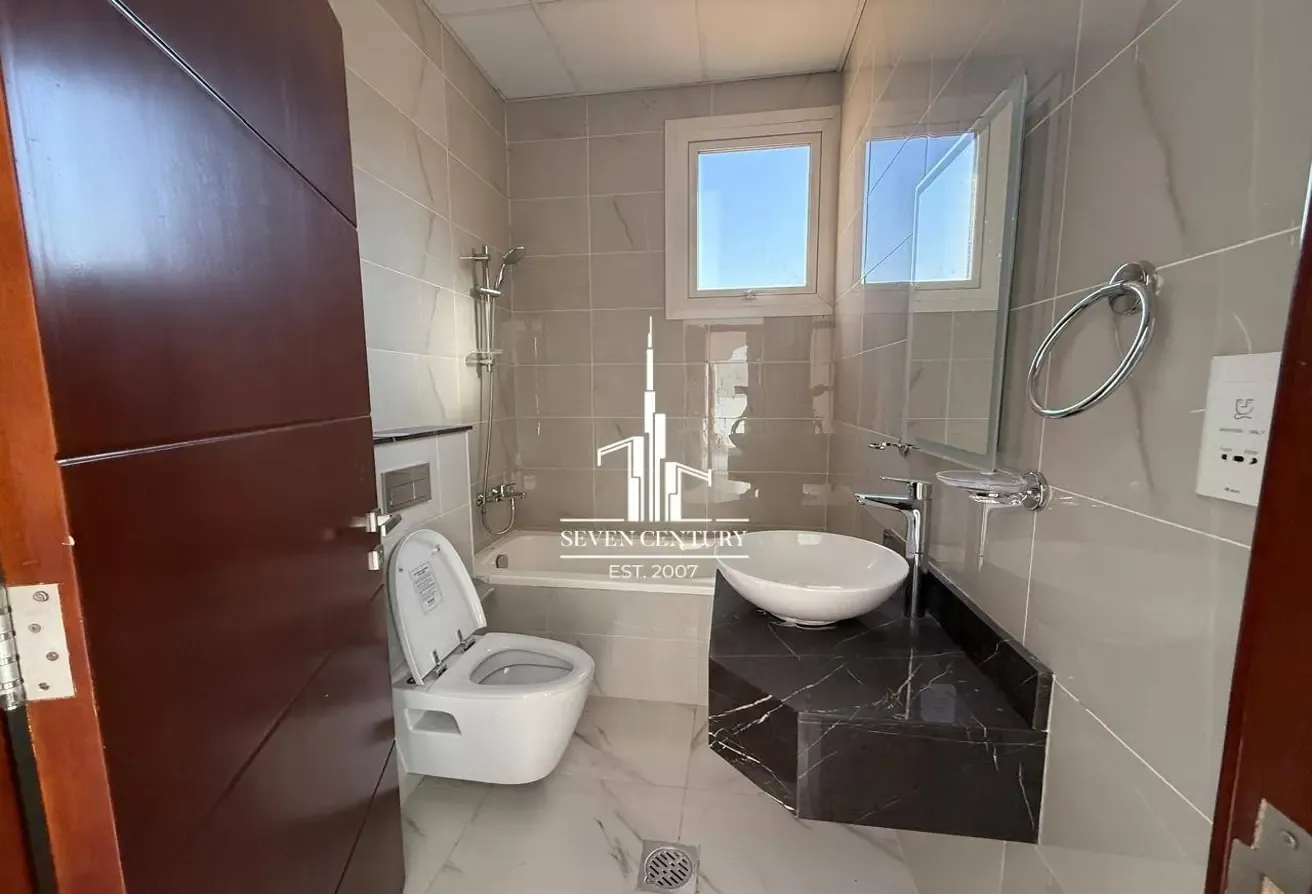 5BHK Villa with Private Pool and Maid's Room
