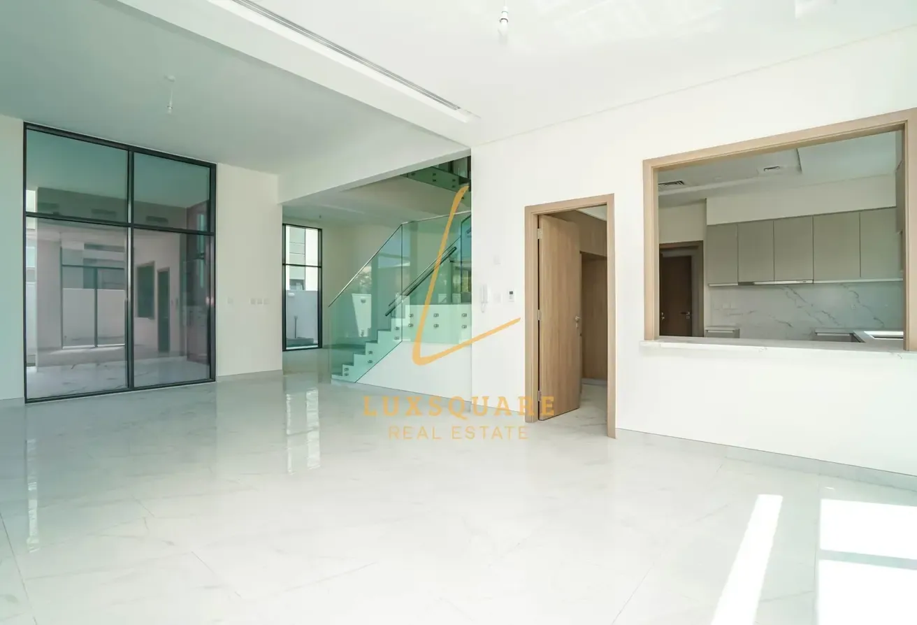 Brand New | Upgraded | Single Row | Vacant Now