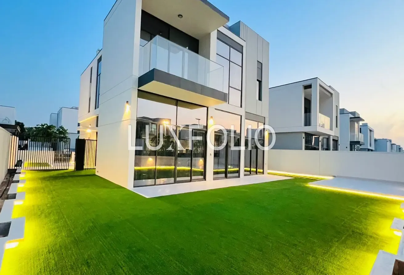 Beside Padel Court | Type B Large | Vacant | LED Landscaped Unit
