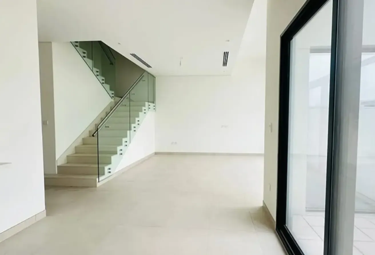 Spacious| Maid Room | Closed to Community & Park
