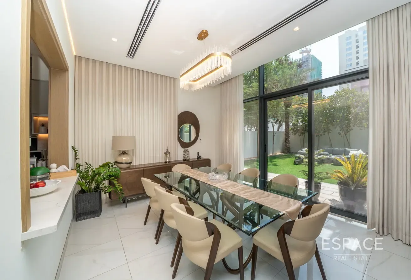 4BRs-A | Landscaped  | Park Side