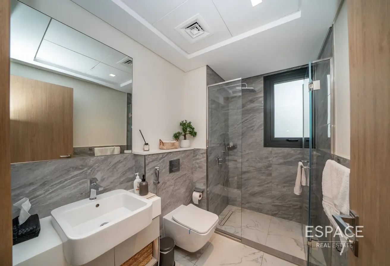 4BRs-A | Landscaped  | Park Side