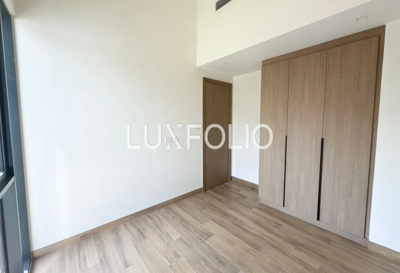 Landscaped | Ready To Move | Single Row