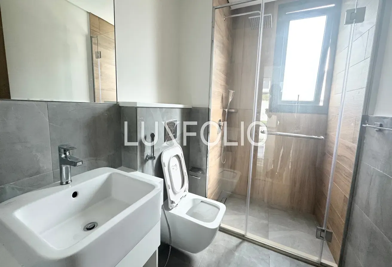 Landscaped | Ready To Move | Single Row