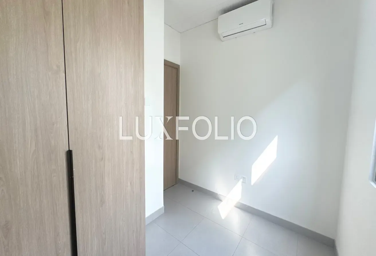 Landscaped | Ready To Move | Single Row