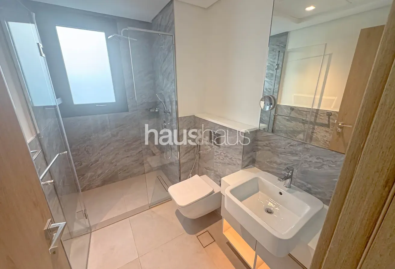 Fully Landscaped | Large Layout | Maid Room