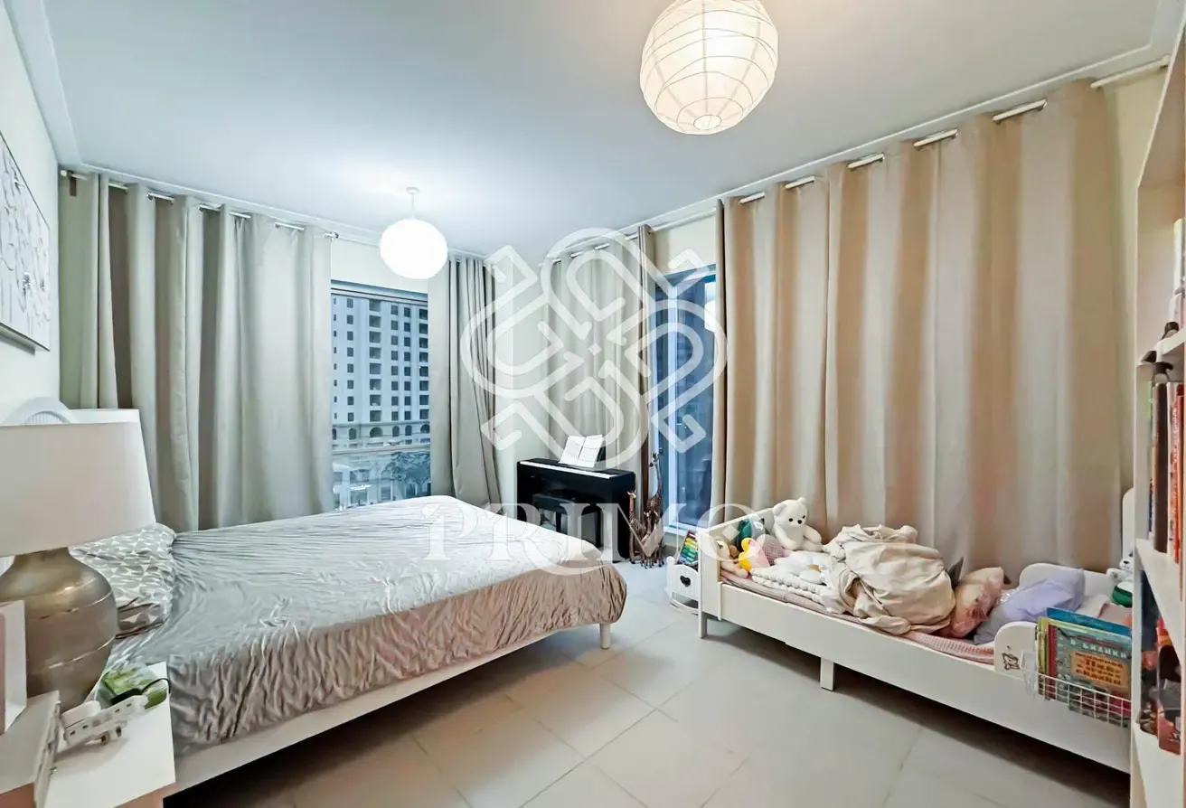 Bright 2BR | Pool and Marina View | Available Now