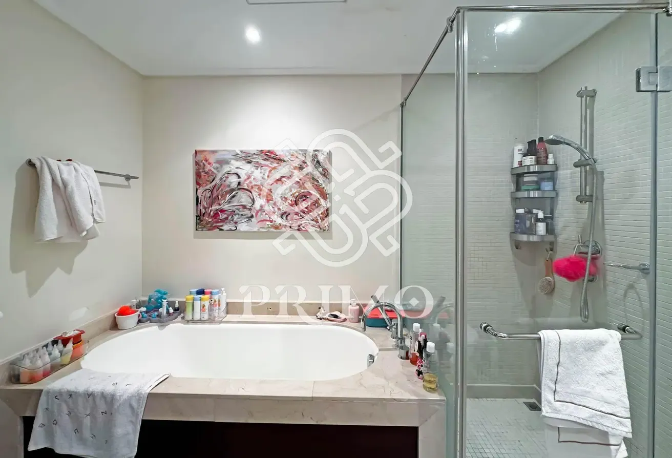 Bright 2BR | Pool and Marina View | Available Now