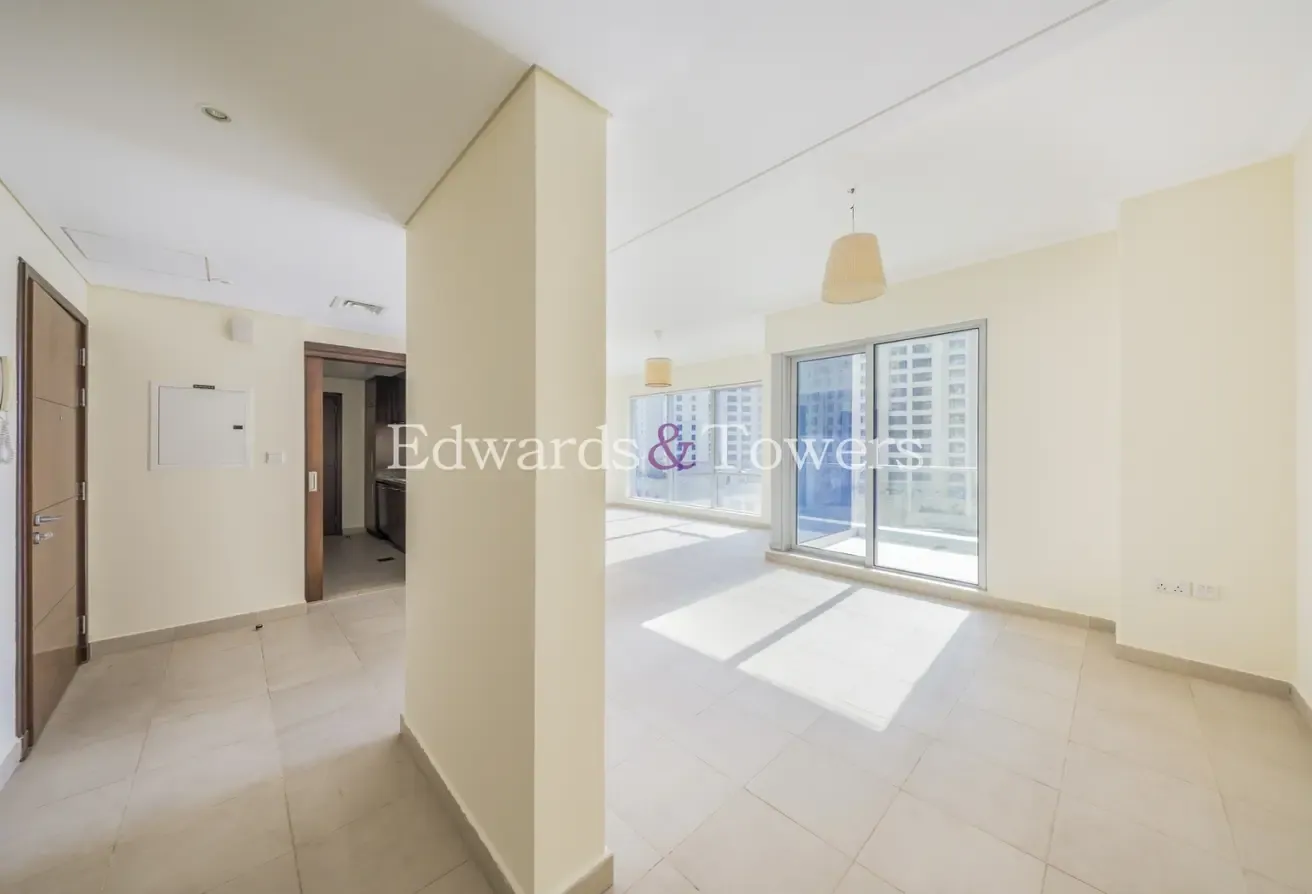 Modern | Unfurnished | Ready To Move In