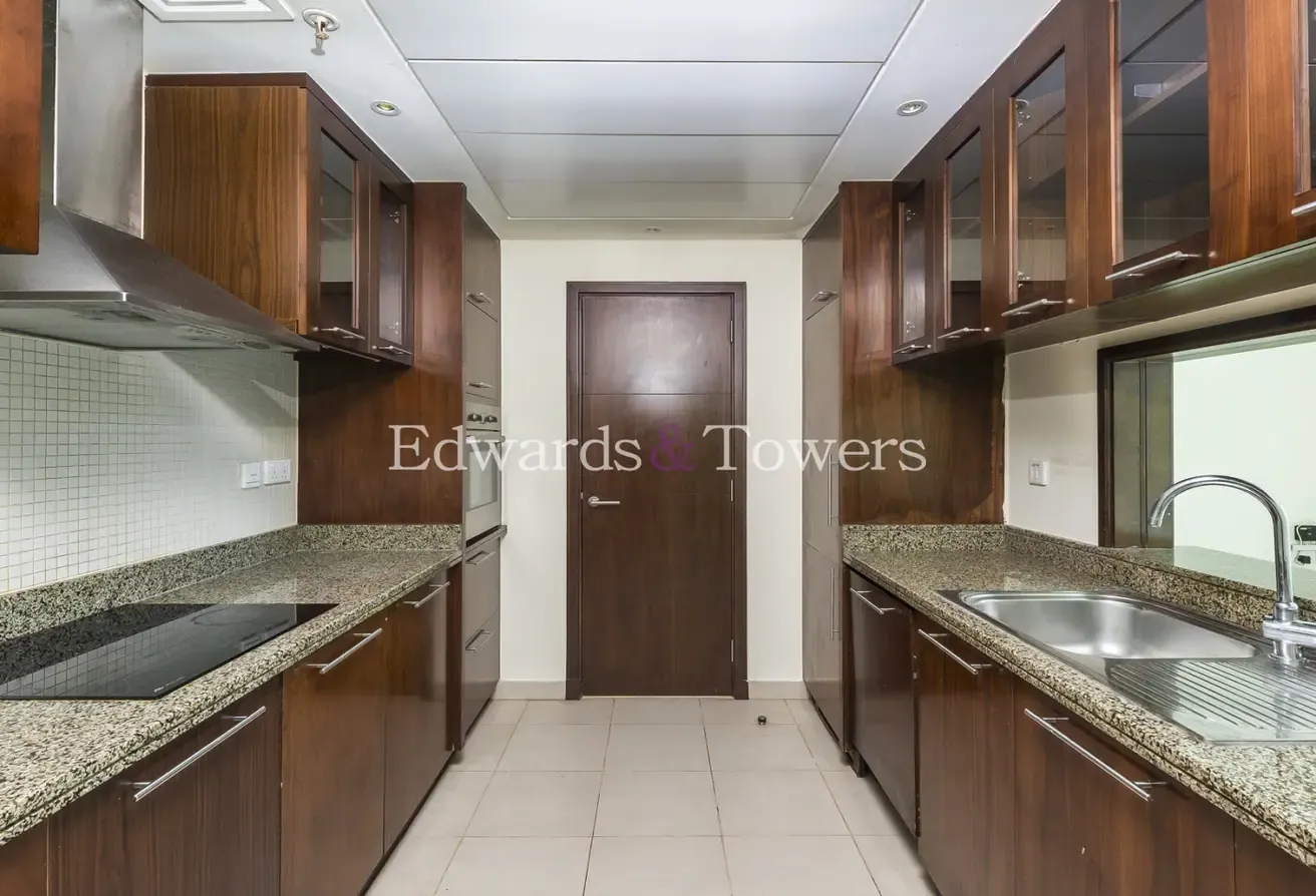 Modern | Unfurnished | Ready To Move In