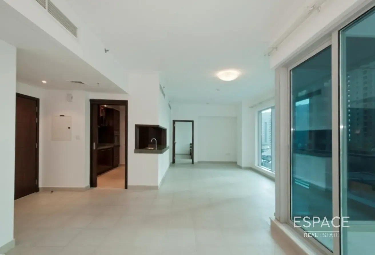 Spacious | Great Condition | Vacant June