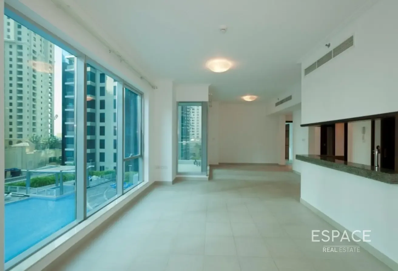 Spacious | Great Condition | Vacant June