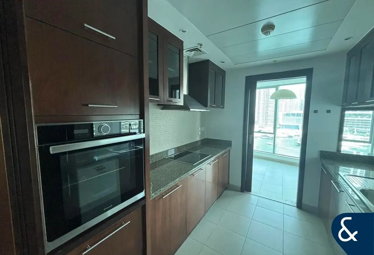 2 Bedroom | Vacant | Emaar | Marina Views