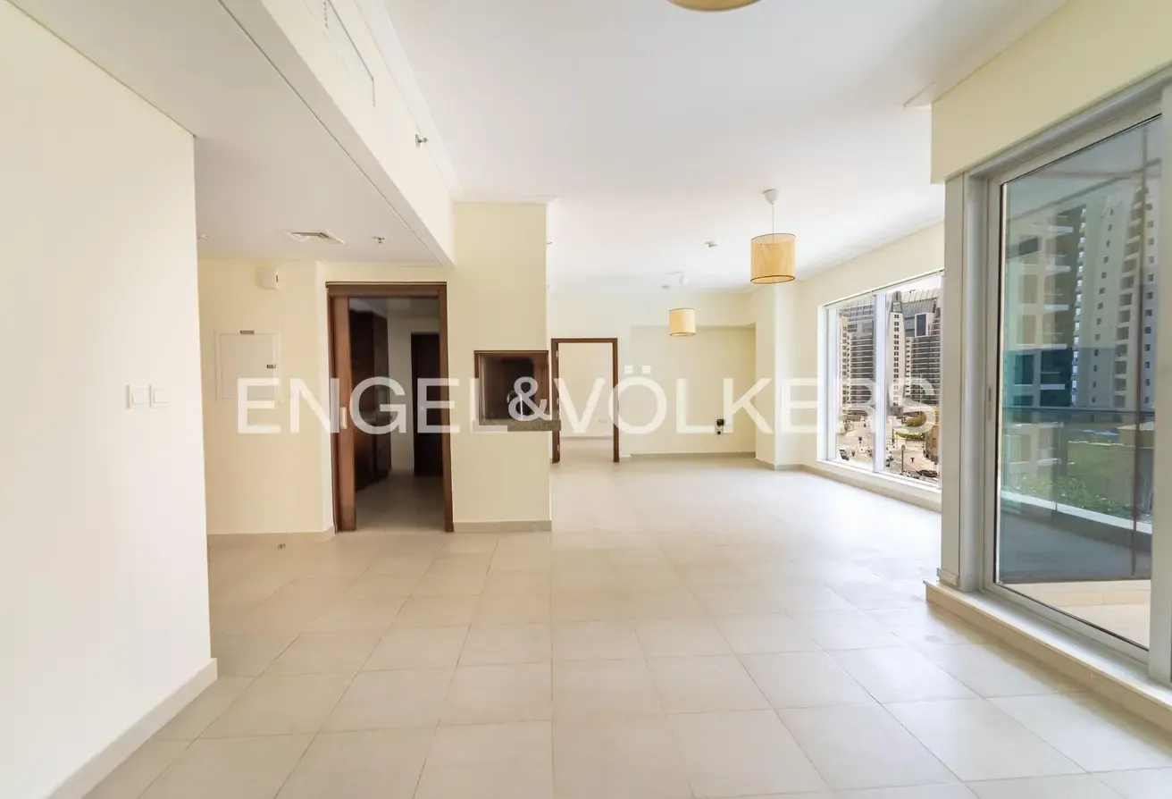 Unfurnished | Marina Promenade | Prime Emaar