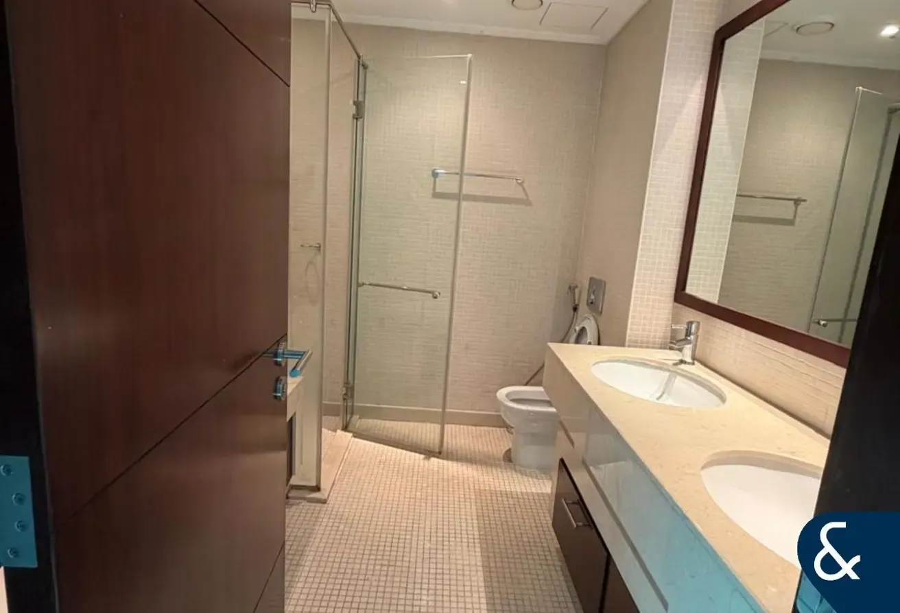 2 Bedrooms| Low Floor | Unfurnished | Vacant