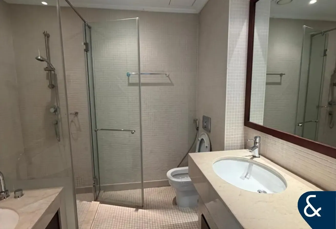 2 Bedrooms| Low Floor | Unfurnished | Vacant