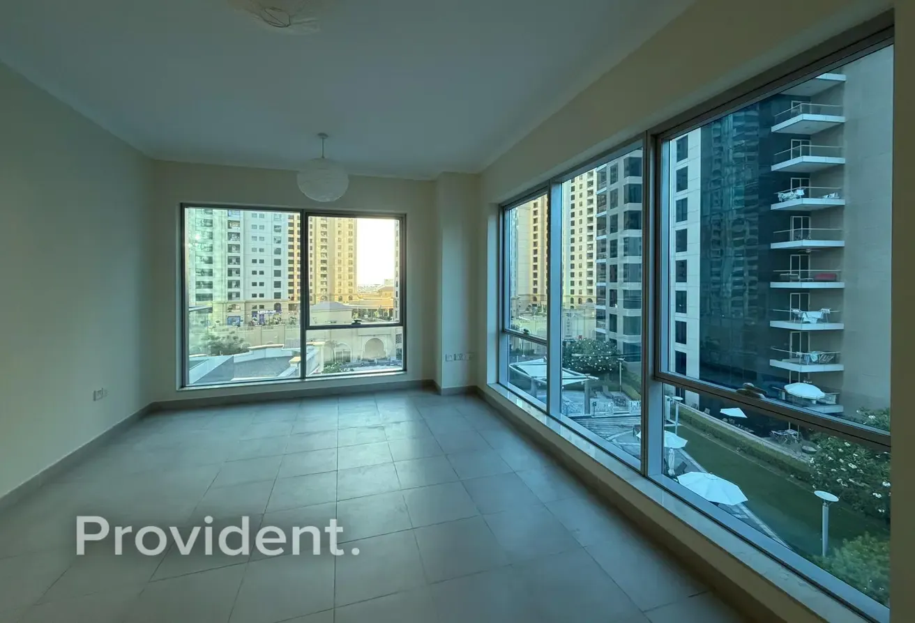 Premium Emaar Community | Large 2BR | Vacant