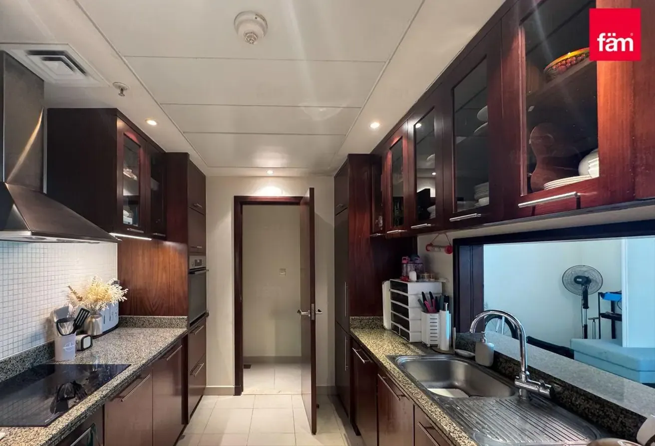 Marina View | Unfurnished| Vacant| Close To Tram
