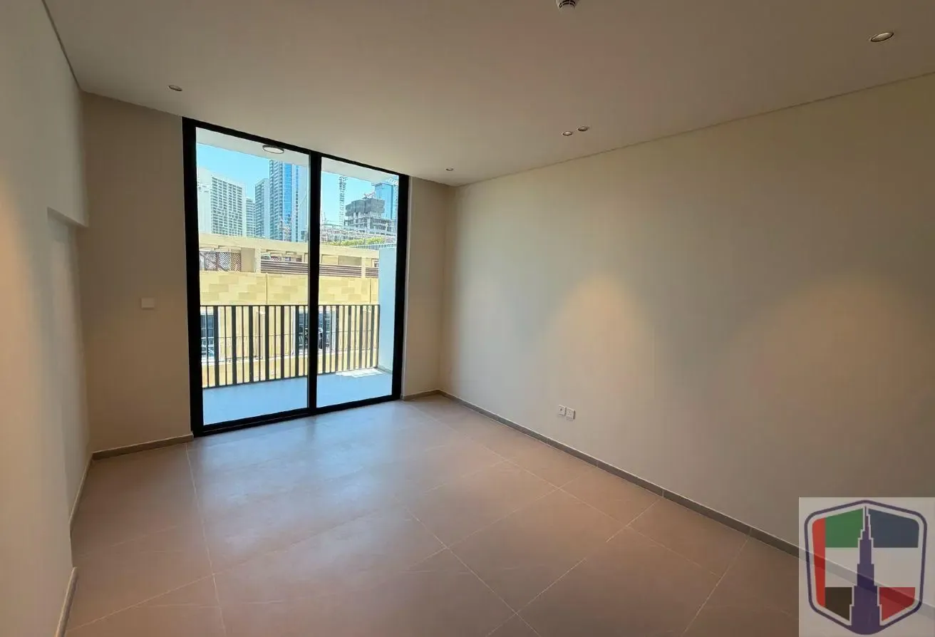 AVAILABLE I BRAND NEW I SEMI FURNISHED I HIGH END