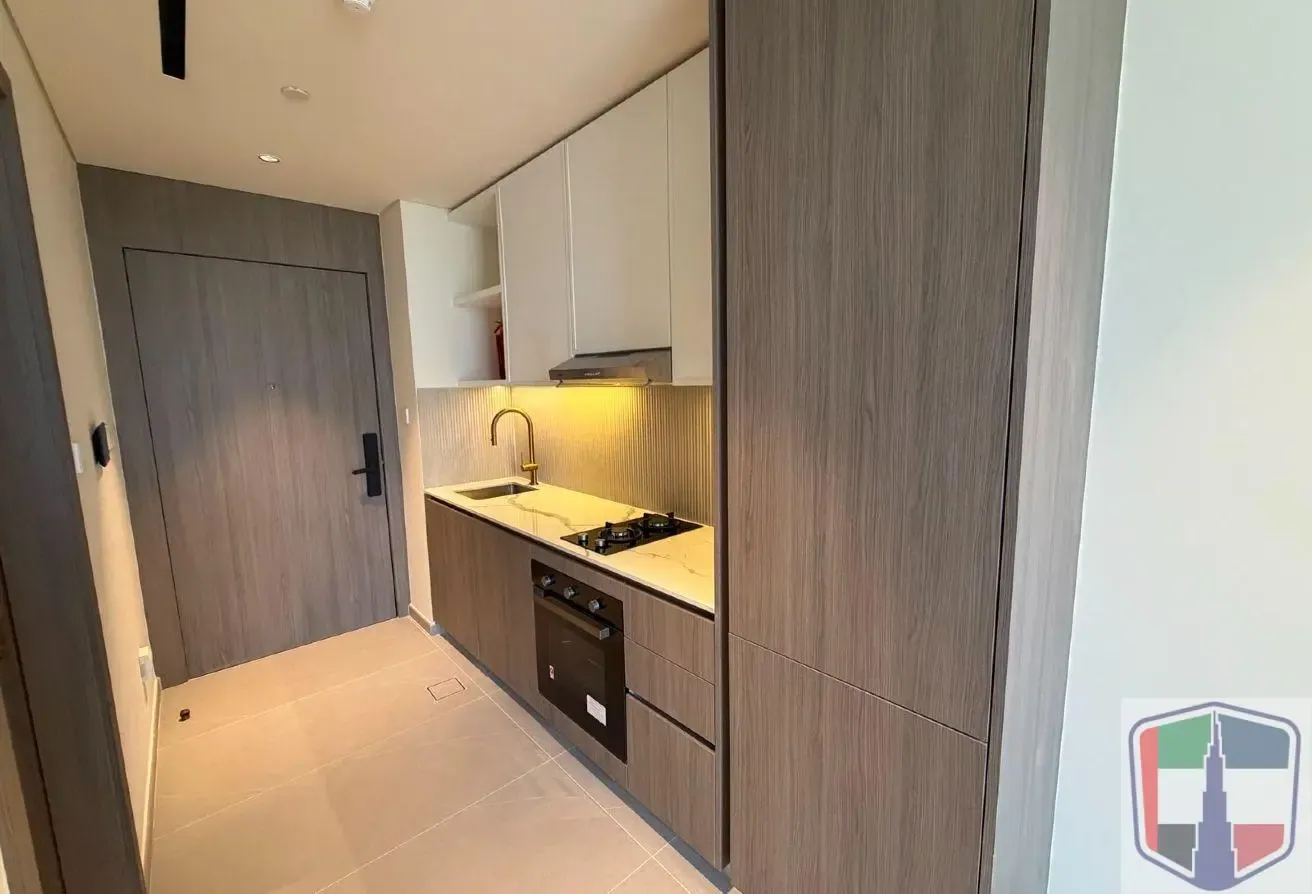 AVAILABLE I BRAND NEW I SEMI FURNISHED I HIGH END