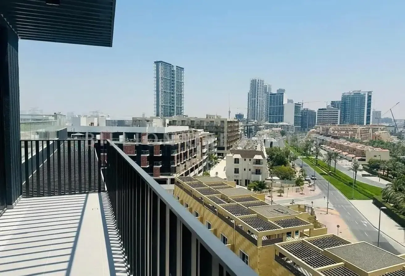 Ready to move | Modern Layout | Negotiable