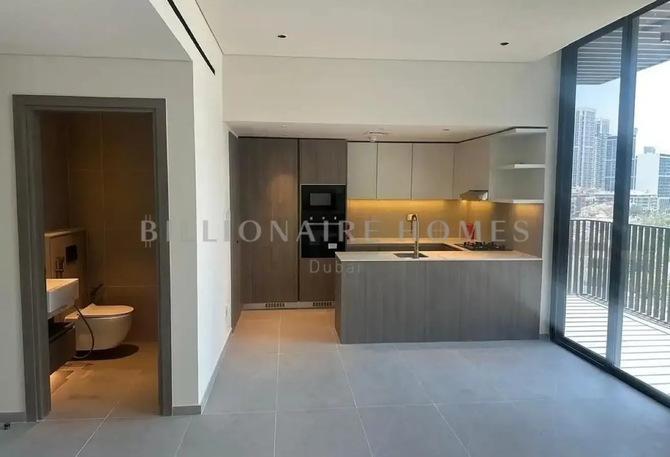 Ready to move | Modern Layout | Negotiable