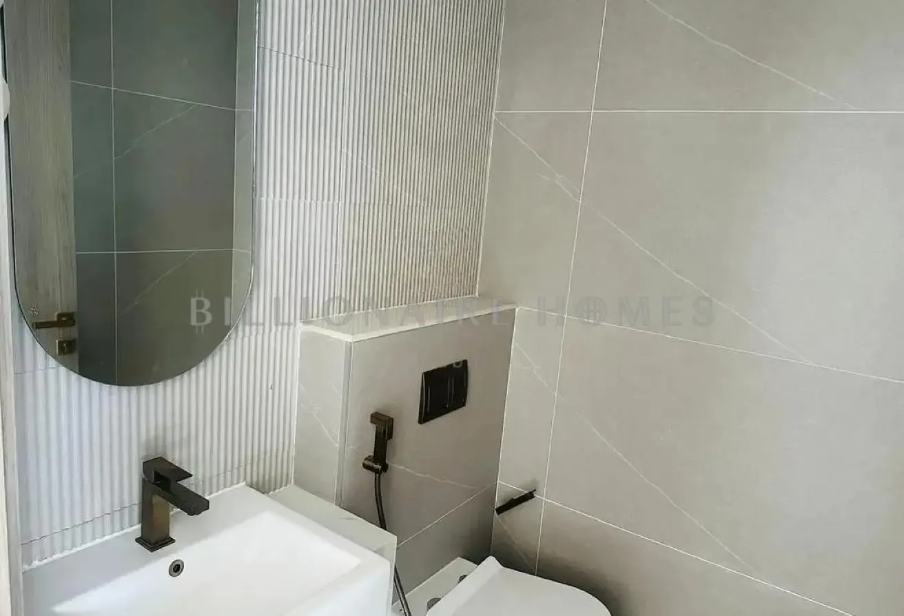 Ready to move | Modern Layout | Negotiable