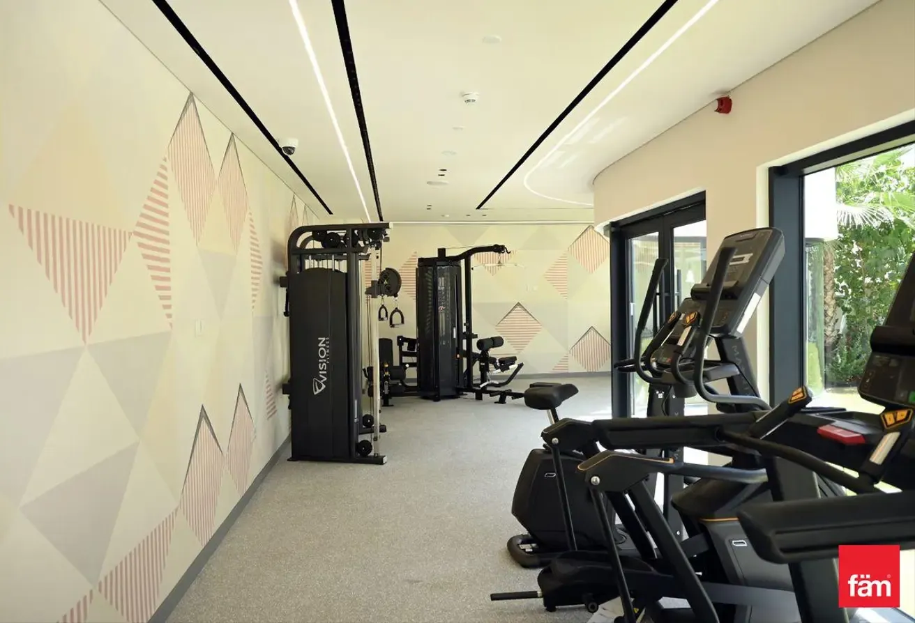 BRAND NEW | SPACIOUS UNIT | VACANT