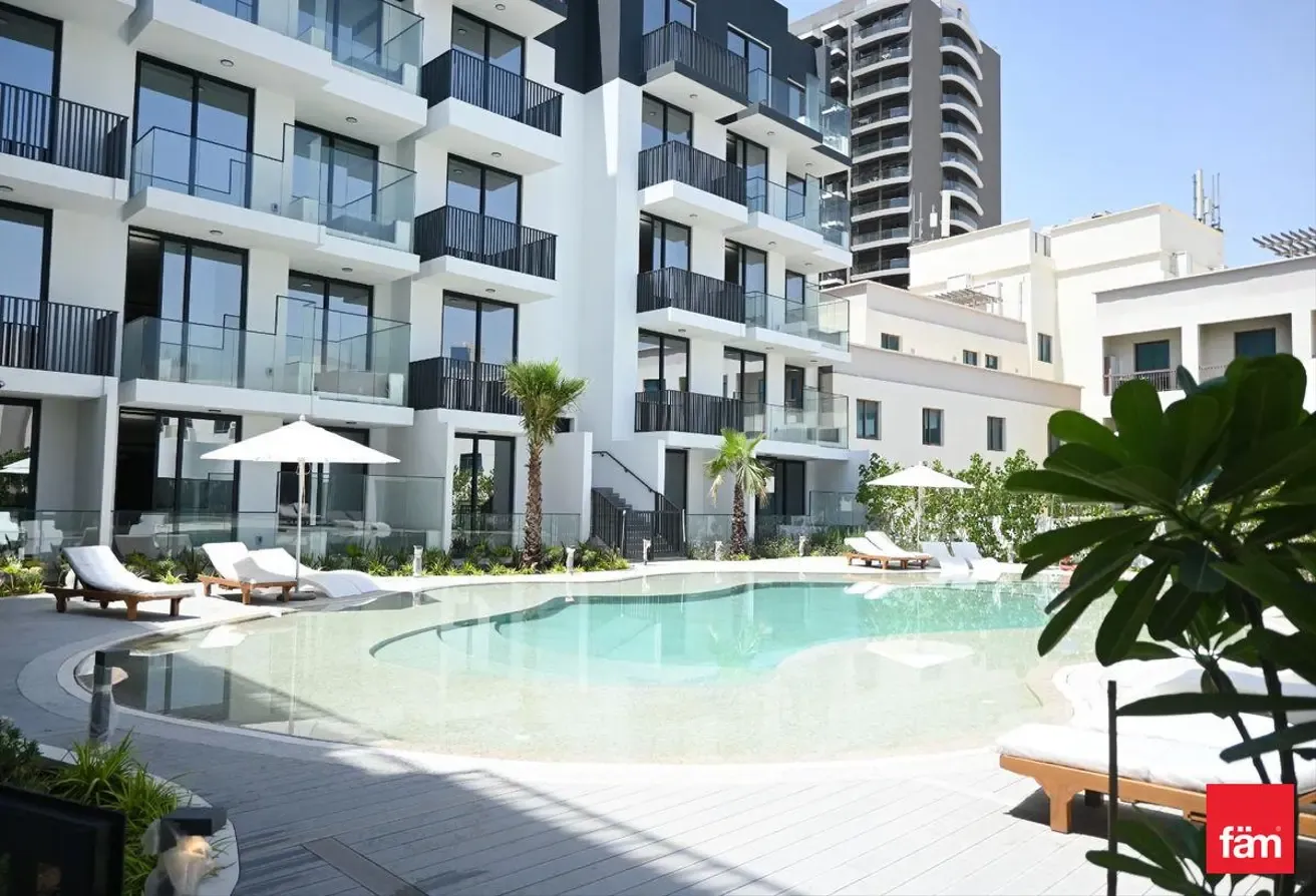 BRAND NEW | SPACIOUS UNIT | VACANT