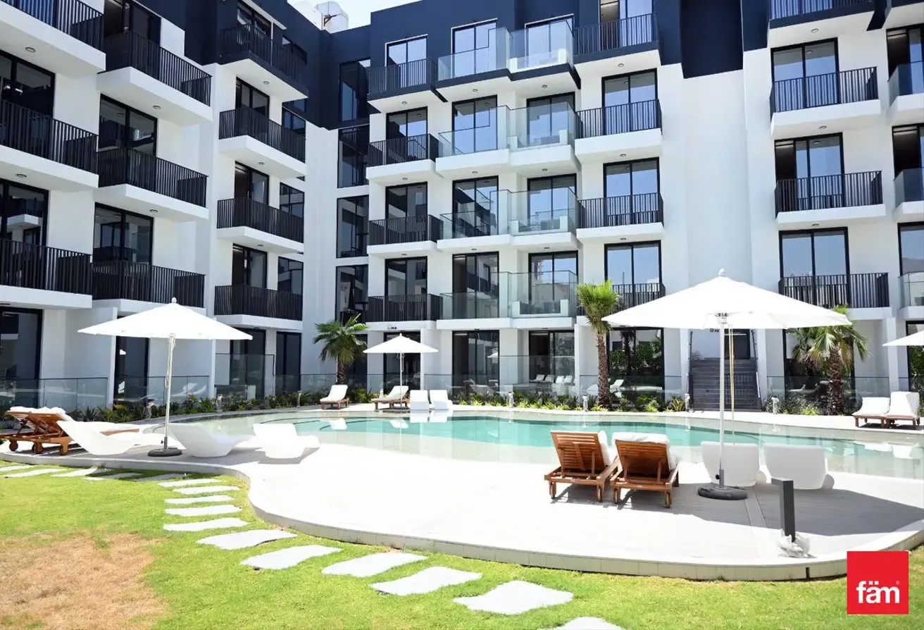 BRAND NEW | SPACIOUS UNIT | VACANT