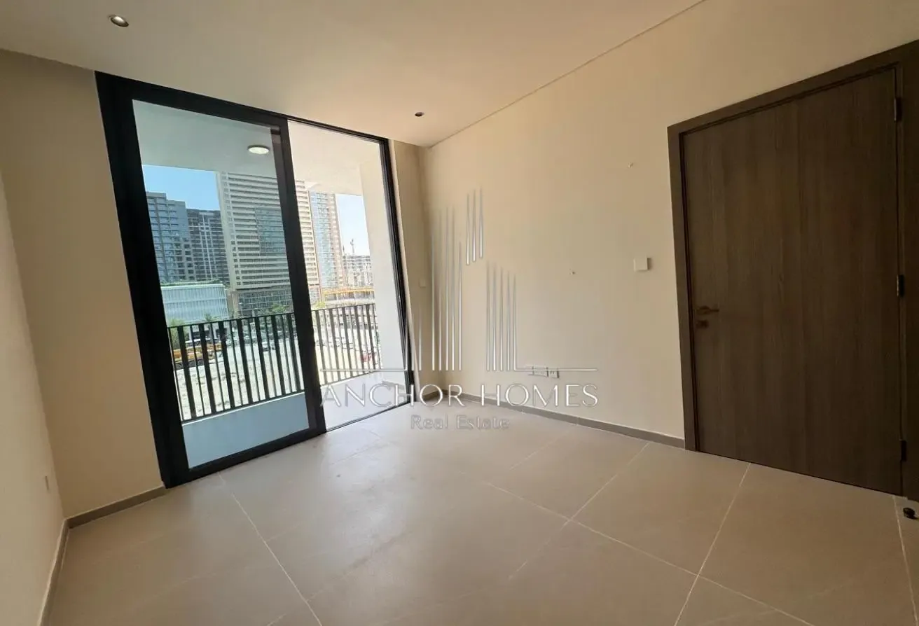 Brand New | Modern | Vacant | Spacious