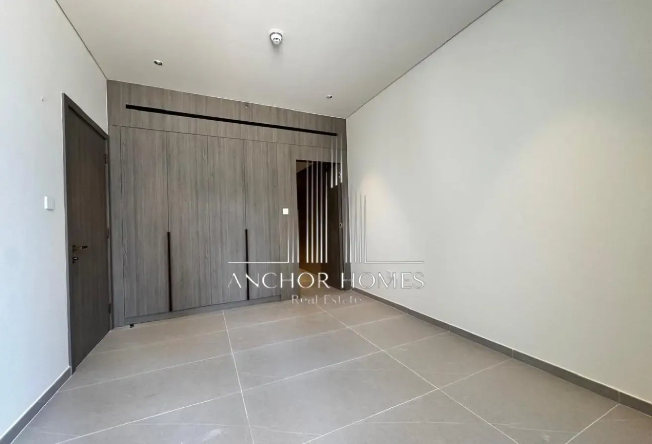 Brand New | Modern | Vacant | Spacious