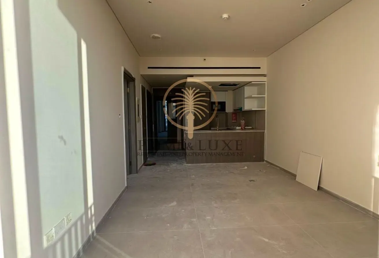 Pool View 1 Bed | Brand New | Multiple Cheques