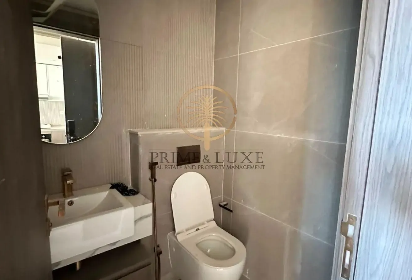 Pool View 1 Bed | Brand New | Multiple Cheques