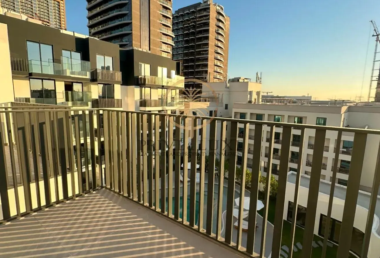 Pool View | Brand New | High-End Finishing