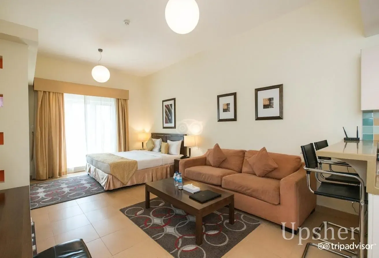 Walking distance to Burjuman & Sharaf DG Metro Sta