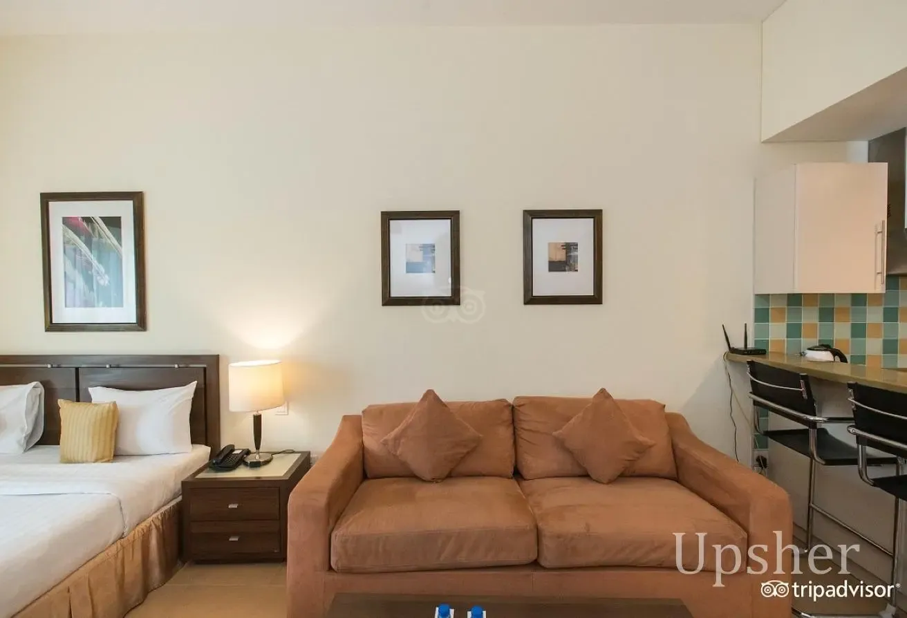 Walking distance to Burjuman & Sharaf DG Metro Sta