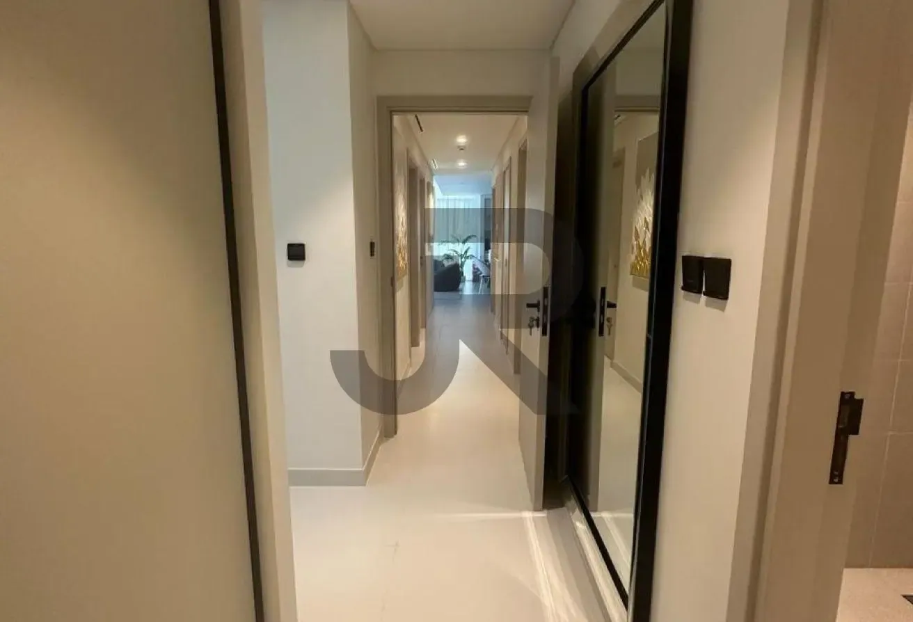 Luxurious 3Bed | High Floor | Marina Skyline View