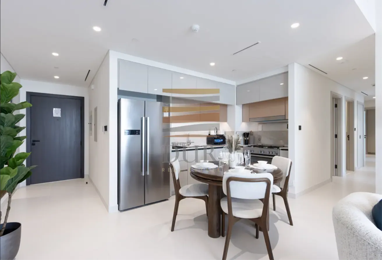 Penthouse Level | Blue Waters, Marina and Palm View.