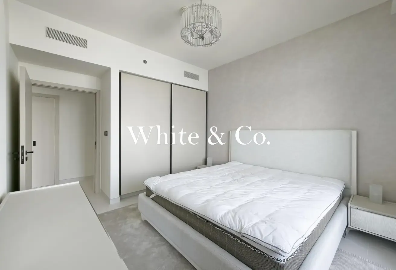 Full Pam Views | High Floor | Vacant Now