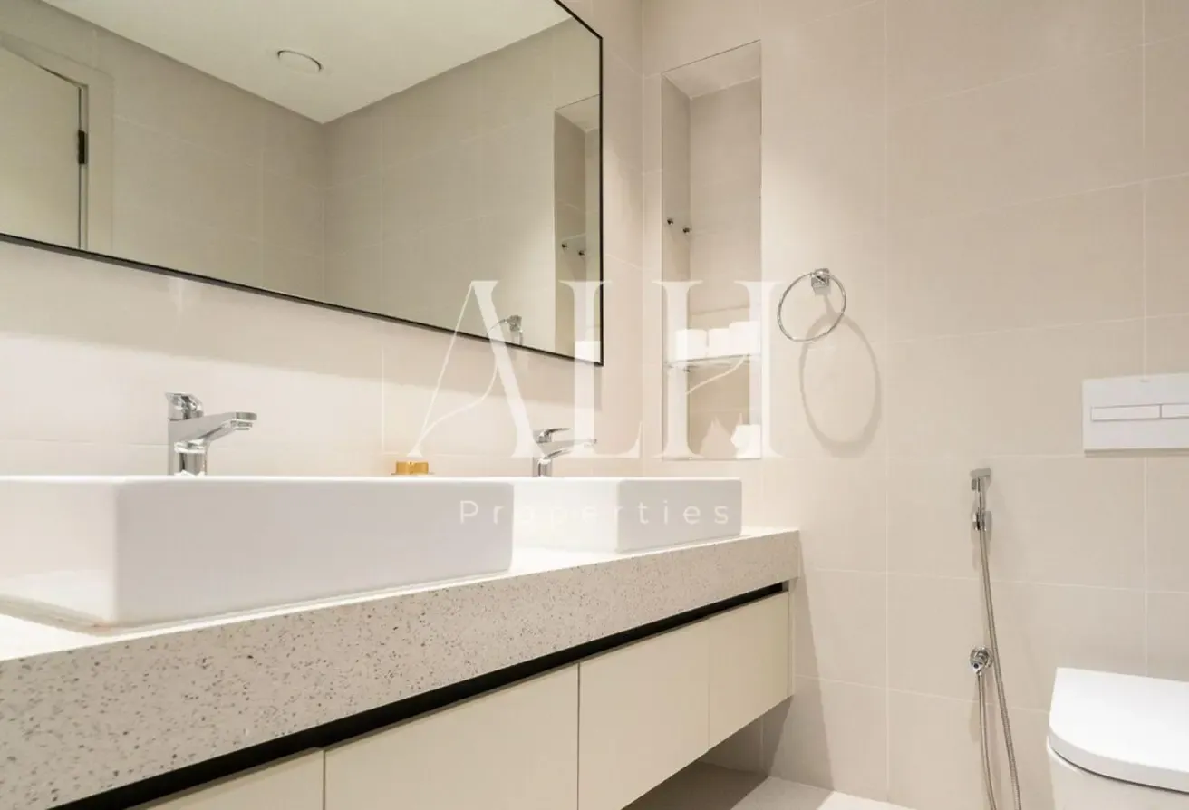 Marina View | Ready to move | Premium Location