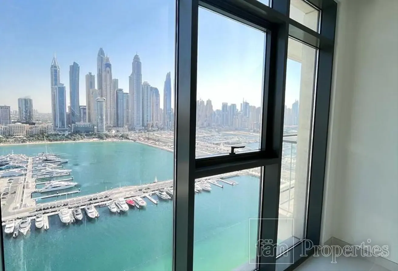 Full Sea and Marina view |3BR +M | Corner Unit