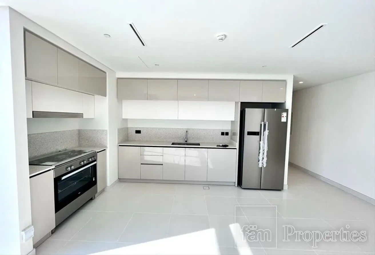 Full Sea and Marina view |3BR +M | Corner Unit