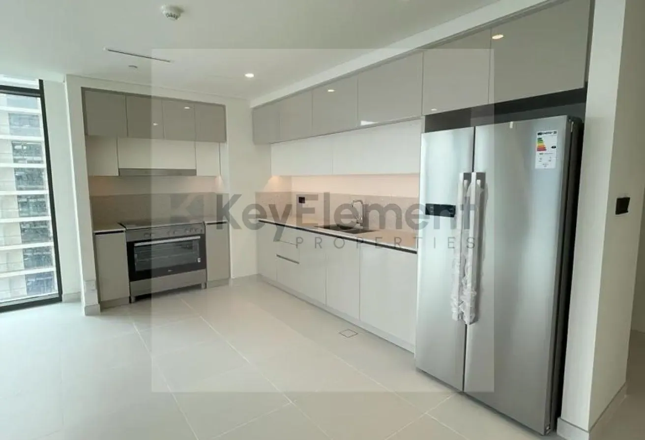 Marina Vista Tower 2, 3 BR Apartment